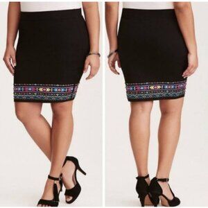 Torrid Womens Black Aztec Southwest Beaded Embroidered Skirt Elastic Size 1